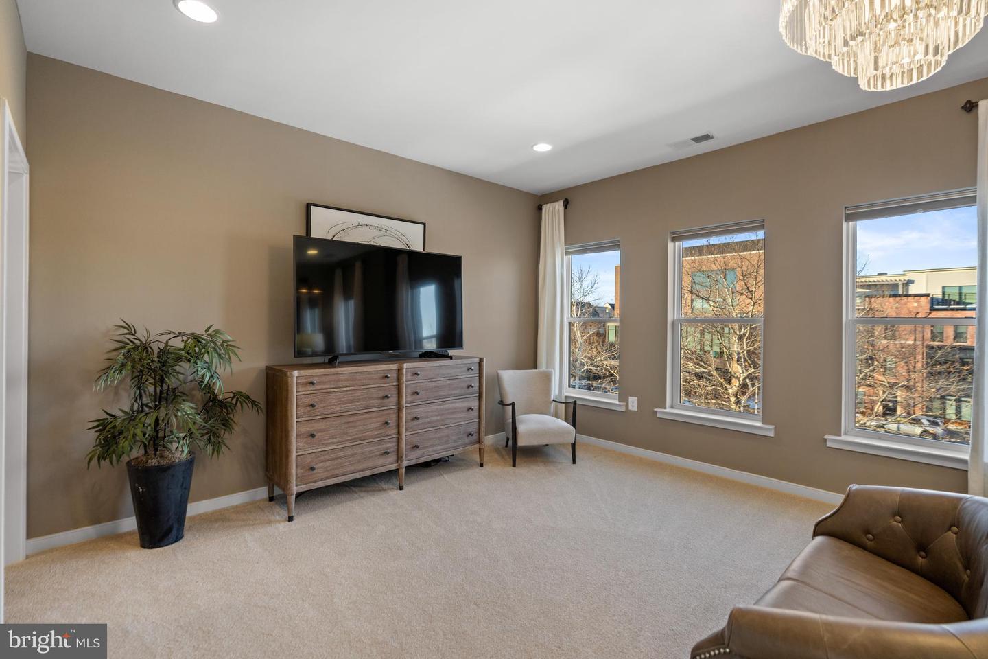 42389 WILLOW CREEK WAY, BRAMBLETON, Virginia 20148, 3 Bedrooms Bedrooms, ,3 BathroomsBathrooms,Residential,For sale,42389 WILLOW CREEK WAY,VALO2115094 MLS # VALO2115094