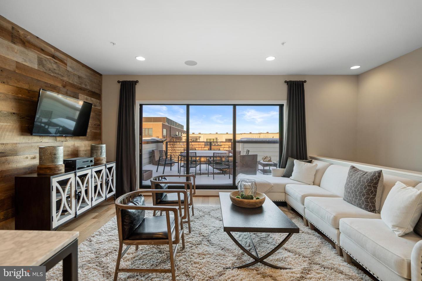 42389 WILLOW CREEK WAY, BRAMBLETON, Virginia 20148, 3 Bedrooms Bedrooms, ,3 BathroomsBathrooms,Residential,For sale,42389 WILLOW CREEK WAY,VALO2115094 MLS # VALO2115094