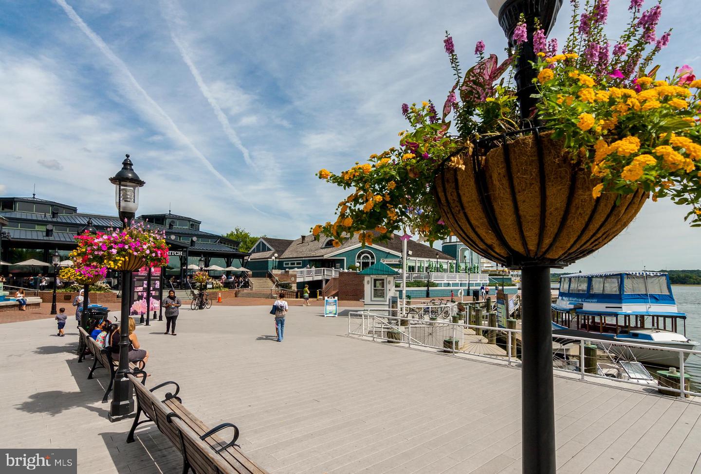 115 N LEE ST #BH207, ALEXANDRIA, Virginia 22314, 2 Bedrooms Bedrooms, ,2 BathroomsBathrooms,Residential,For sale,115 N LEE ST #BH207,VAAX2053702 MLS # VAAX2053702