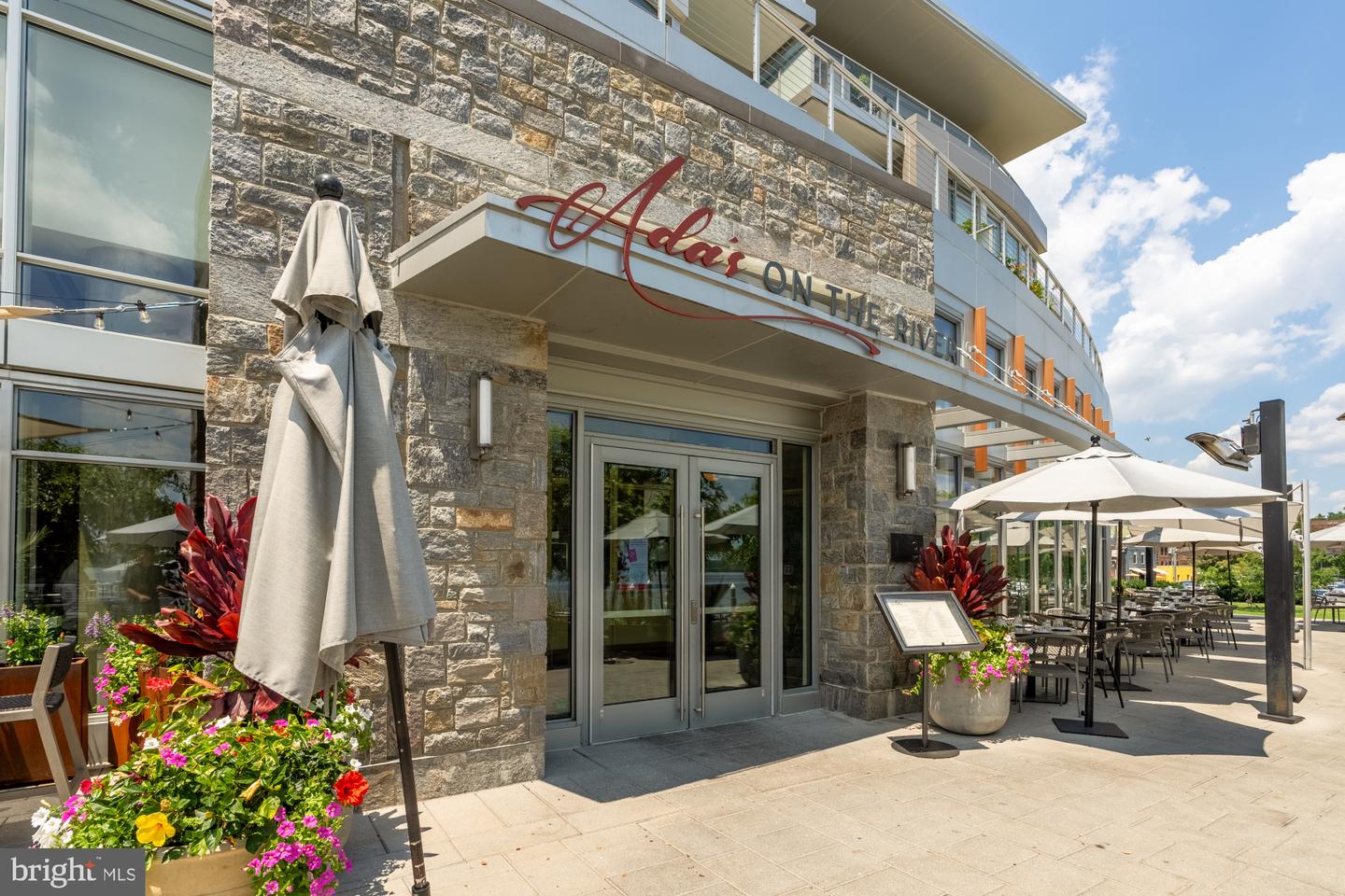 115 N LEE ST #BH207, ALEXANDRIA, Virginia 22314, 2 Bedrooms Bedrooms, ,2 BathroomsBathrooms,Residential,For sale,115 N LEE ST #BH207,VAAX2053702 MLS # VAAX2053702