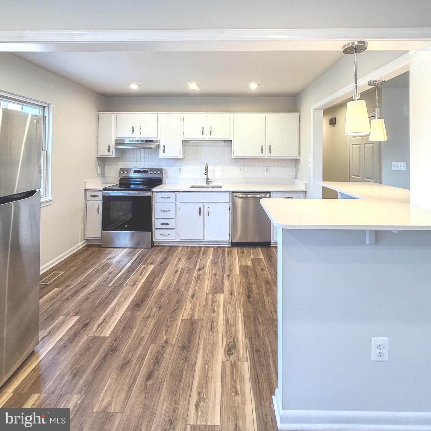 9212 LANDGREEN ST, MANASSAS, Virginia 20110, 4 Bedrooms Bedrooms, 6 Rooms Rooms,2 BathroomsBathrooms,Residential,For sale,9212 LANDGREEN ST,VAMN2010168 MLS # VAMN2010168