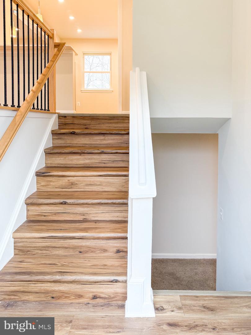 9212 LANDGREEN ST, MANASSAS, Virginia 20110, 4 Bedrooms Bedrooms, 6 Rooms Rooms,2 BathroomsBathrooms,Residential,For sale,9212 LANDGREEN ST,VAMN2010168 MLS # VAMN2010168