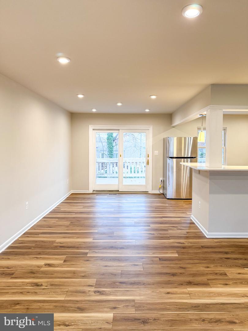 9212 LANDGREEN ST, MANASSAS, Virginia 20110, 4 Bedrooms Bedrooms, 6 Rooms Rooms,2 BathroomsBathrooms,Residential,For sale,9212 LANDGREEN ST,VAMN2010168 MLS # VAMN2010168