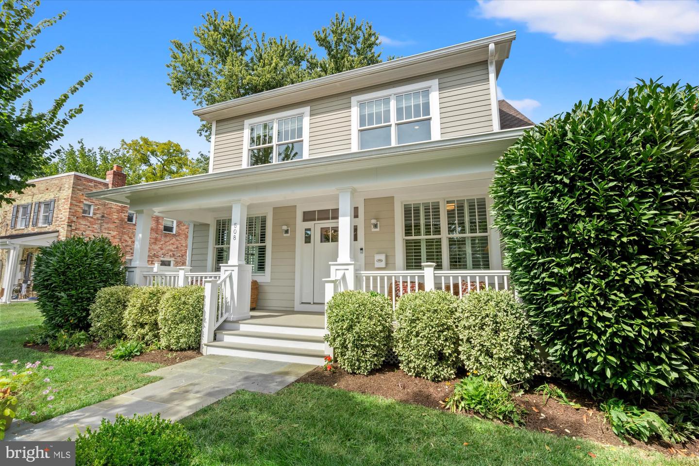 508 E CUSTIS AVE, ALEXANDRIA, Virginia 22301, 6 Bedrooms Bedrooms, ,4 BathroomsBathrooms,Residential,For sale,508 E CUSTIS AVE,VAAX2053712 MLS # VAAX2053712