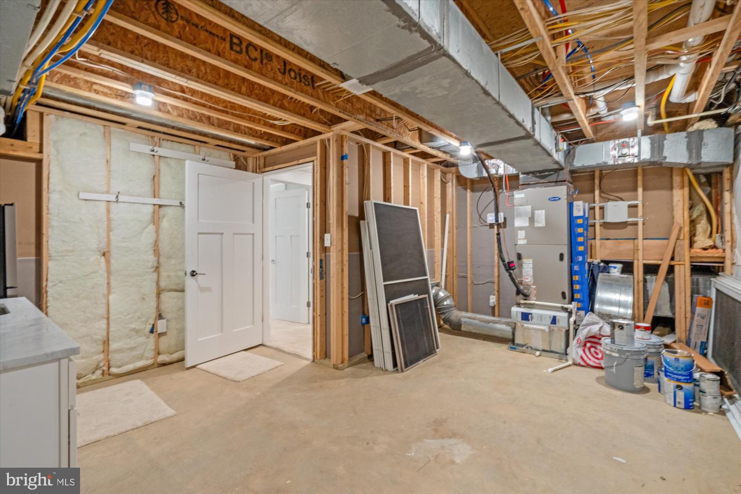 508 E CUSTIS AVE, ALEXANDRIA, Virginia 22301, 6 Bedrooms Bedrooms, ,4 BathroomsBathrooms,Residential,For sale,508 E CUSTIS AVE,VAAX2053712 MLS # VAAX2053712