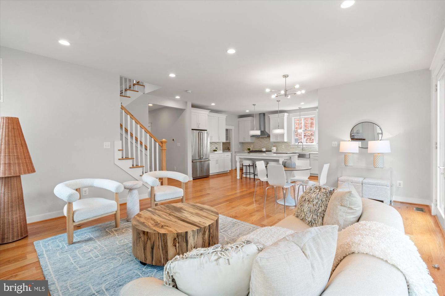 508 E CUSTIS AVE, ALEXANDRIA, Virginia 22301, 6 Bedrooms Bedrooms, ,4 BathroomsBathrooms,Residential,For sale,508 E CUSTIS AVE,VAAX2053712 MLS # VAAX2053712