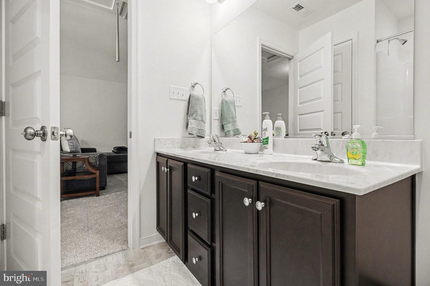 3630 IRBY POND DR, MIDLOTHIAN, Virginia 23112, 3 Bedrooms Bedrooms, ,2 BathroomsBathrooms,Residential,For sale,3630 IRBY POND DR,VACF2001380 MLS # VACF2001380