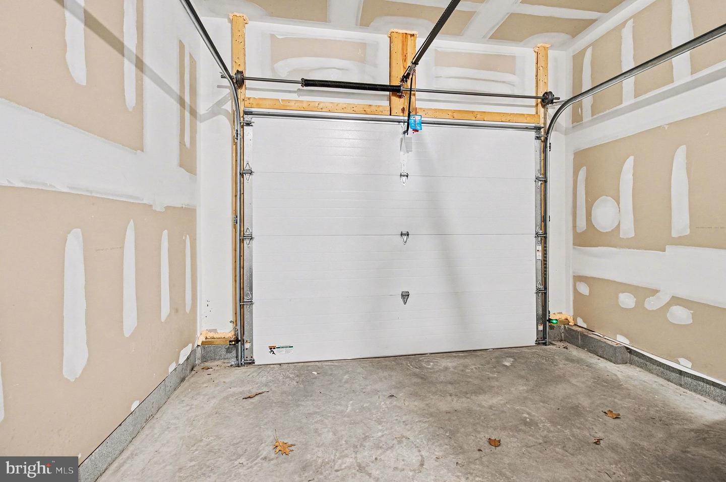 3630 IRBY POND DR, MIDLOTHIAN, Virginia 23112, 3 Bedrooms Bedrooms, ,2 BathroomsBathrooms,Residential,For sale,3630 IRBY POND DR,VACF2001380 MLS # VACF2001380