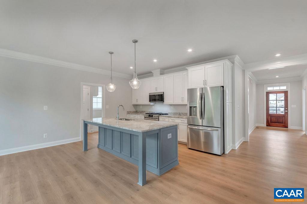 2A SABLEWOOD DR, CHARLOTTESVILLE, Virginia 22911, 5 Bedrooms Bedrooms, ,3 BathroomsBathrooms,Residential,For sale,2A SABLEWOOD DR,672979 MLS # 672979