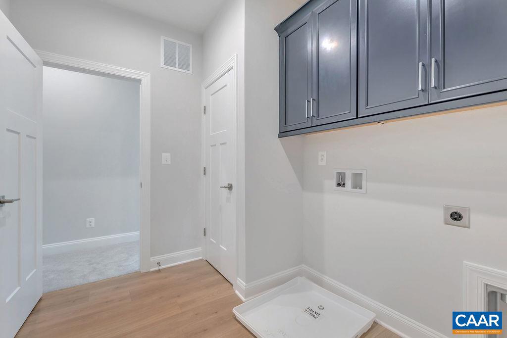 2A SABLEWOOD DR, CHARLOTTESVILLE, Virginia 22911, 5 Bedrooms Bedrooms, ,3 BathroomsBathrooms,Residential,For sale,2A SABLEWOOD DR,672979 MLS # 672979