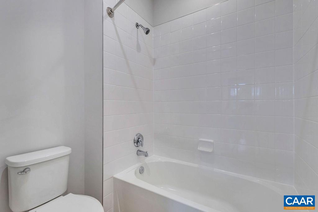 2A SABLEWOOD DR, CHARLOTTESVILLE, Virginia 22911, 5 Bedrooms Bedrooms, ,3 BathroomsBathrooms,Residential,For sale,2A SABLEWOOD DR,672979 MLS # 672979