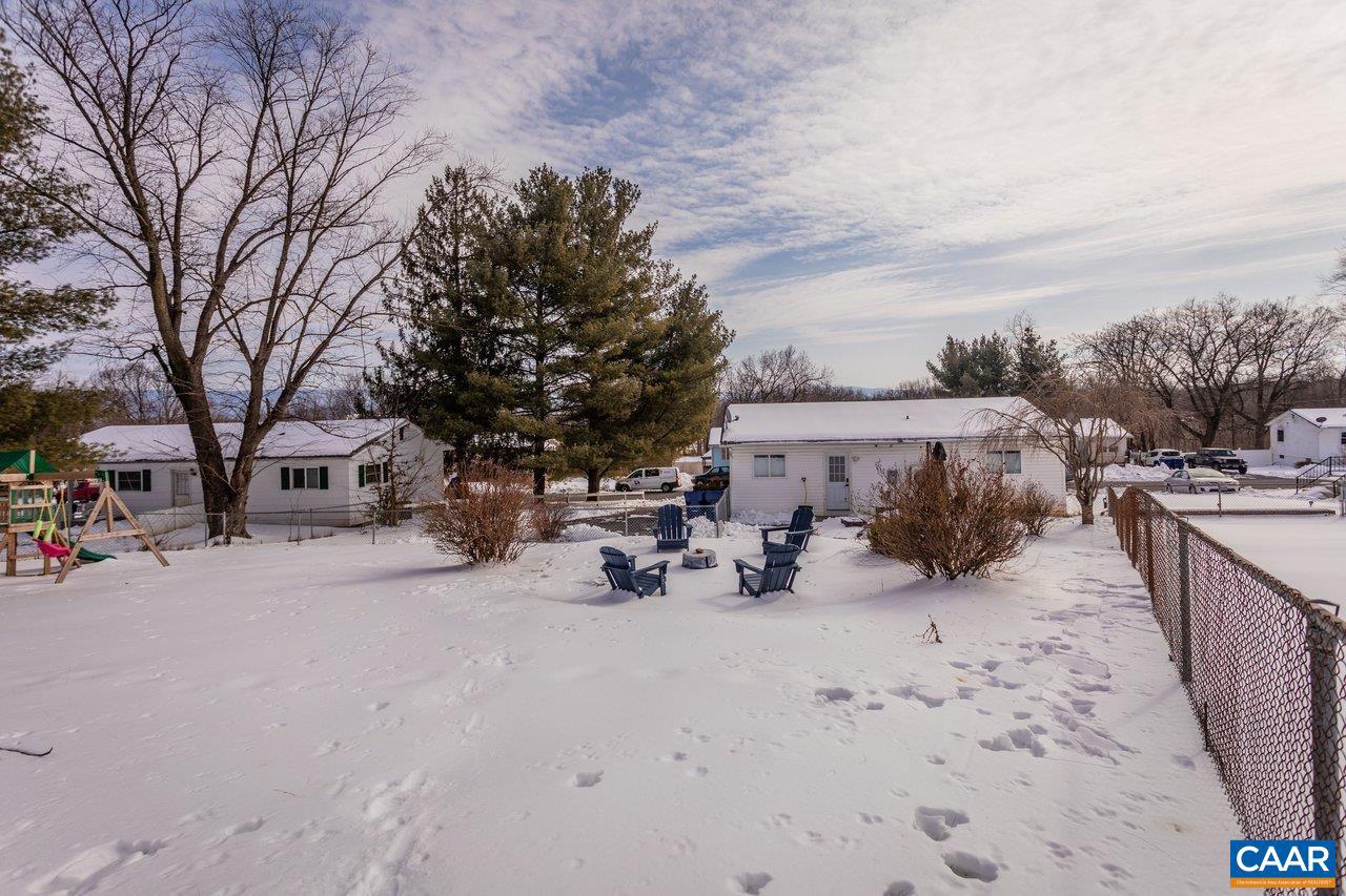 273 E RIVERSIDE DR, TIMBERVILLE, Virginia 22853, 3 Bedrooms Bedrooms, ,1 BathroomBathrooms,Residential,For sale,273 E RIVERSIDE DR,672985 MLS # 672985