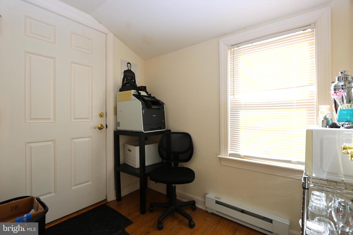 4264 MAIN ST, CHINCOTEAGUE ISLAND, Virginia 23336, 1 Bedroom Bedrooms, ,1 BathroomBathrooms,Residential,For sale,4264 MAIN ST,VAAC2002600 MLS # VAAC2002600