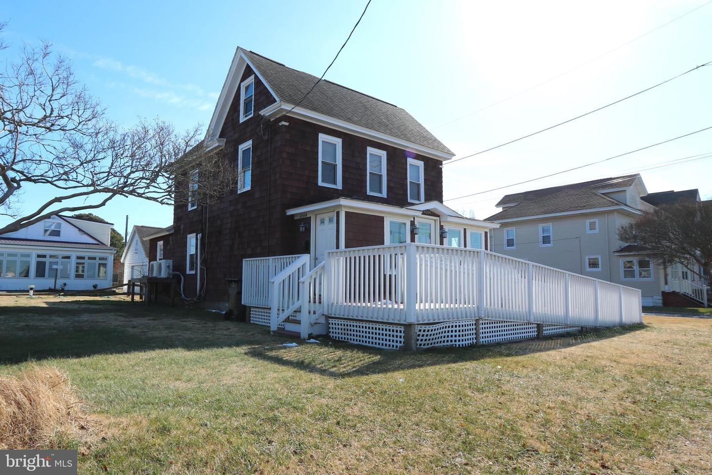 4264 MAIN ST, CHINCOTEAGUE ISLAND, Virginia 23336, 1 Bedroom Bedrooms, ,1 BathroomBathrooms,Residential,For sale,4264 MAIN ST,VAAC2002600 MLS # VAAC2002600