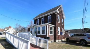 4264 MAIN ST, CHINCOTEAGUE ISLAND, Virginia 23336, 1 Bedroom Bedrooms, ,1 BathroomBathrooms,Residential,For sale,4264 MAIN ST,VAAC2002600 MLS # VAAC2002600