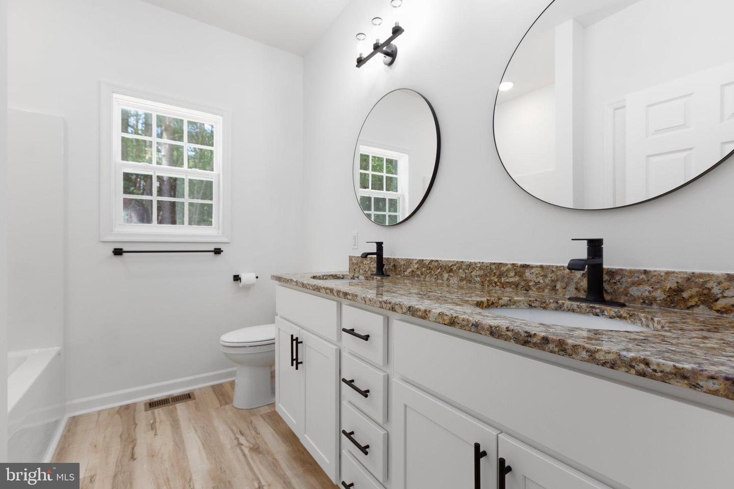 2180 WOODSON HOLLOW RD, BEAVERDAM, Virginia 23015, 3 Bedrooms Bedrooms, 8 Rooms Rooms,2 BathroomsBathrooms,Residential,For sale,2180 WOODSON HOLLOW RD,VASP2039030 MLS # VASP2039030