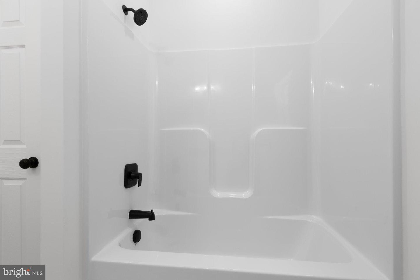 2180 WOODSON HOLLOW RD, BEAVERDAM, Virginia 23015, 3 Bedrooms Bedrooms, 8 Rooms Rooms,2 BathroomsBathrooms,Residential,For sale,2180 WOODSON HOLLOW RD,VASP2039030 MLS # VASP2039030