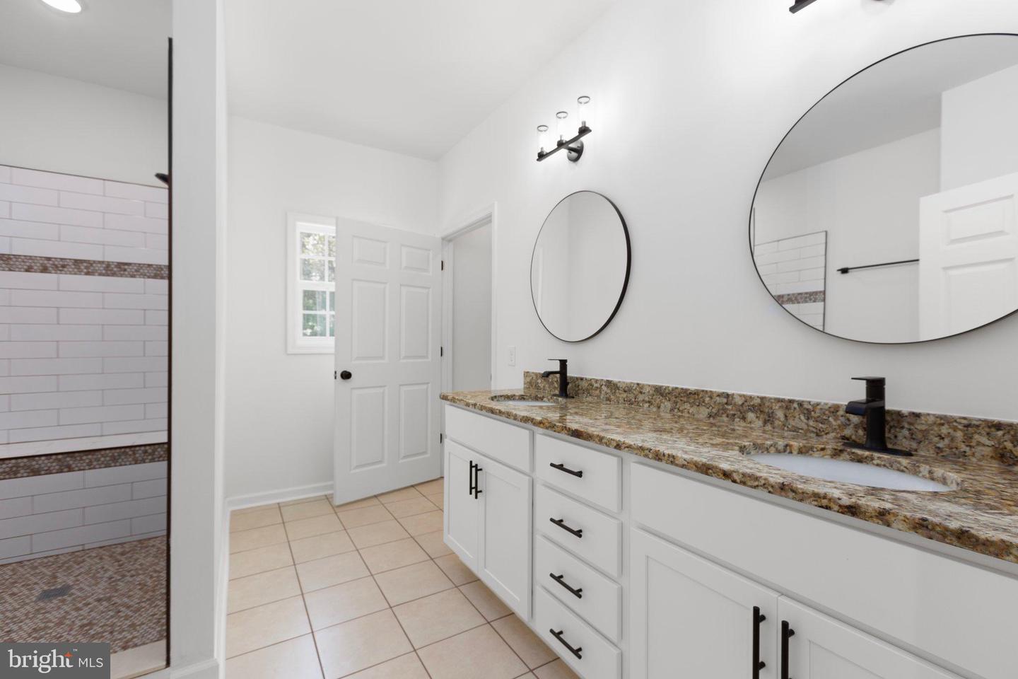 2180 WOODSON HOLLOW RD, BEAVERDAM, Virginia 23015, 3 Bedrooms Bedrooms, 8 Rooms Rooms,2 BathroomsBathrooms,Residential,For sale,2180 WOODSON HOLLOW RD,VASP2039030 MLS # VASP2039030