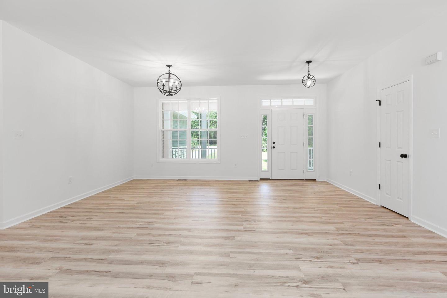 2180 WOODSON HOLLOW RD, BEAVERDAM, Virginia 23015, 3 Bedrooms Bedrooms, 8 Rooms Rooms,2 BathroomsBathrooms,Residential,For sale,2180 WOODSON HOLLOW RD,VASP2039030 MLS # VASP2039030