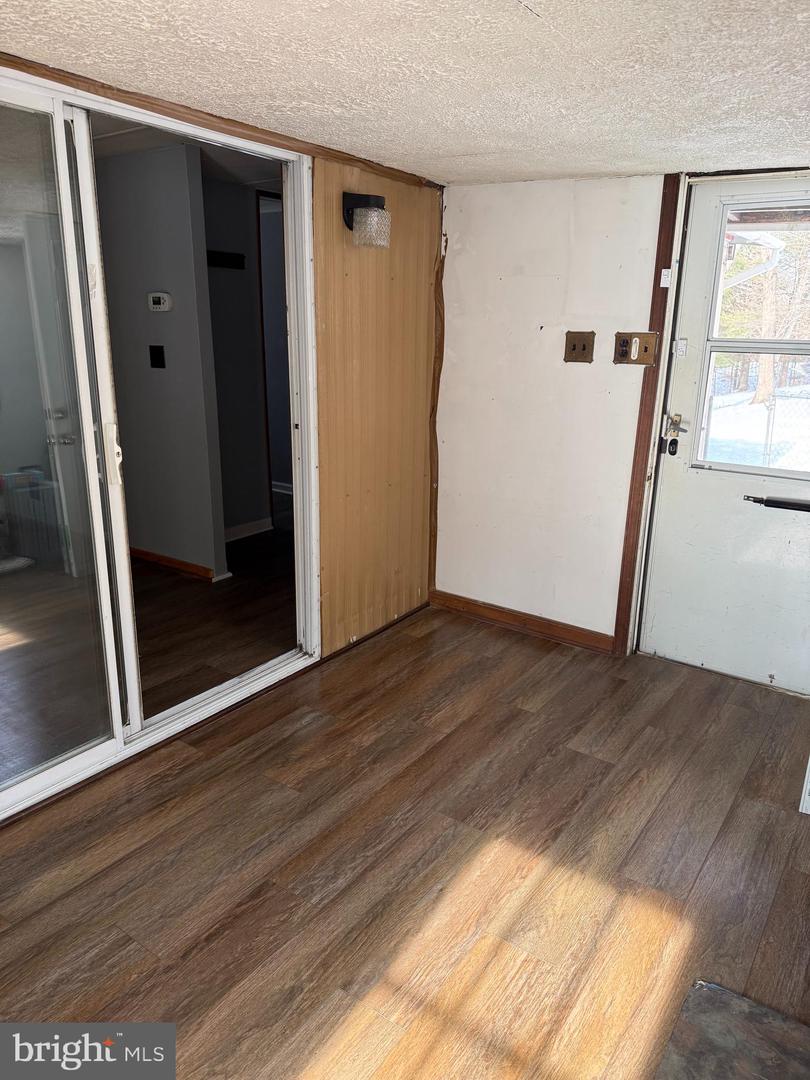 122 CAVE HILL LN, GORE, Virginia 22637, 3 Bedrooms Bedrooms, ,1 BathroomBathrooms,Residential,For sale,122 CAVE HILL LN,VAFV2039378 MLS # VAFV2039378