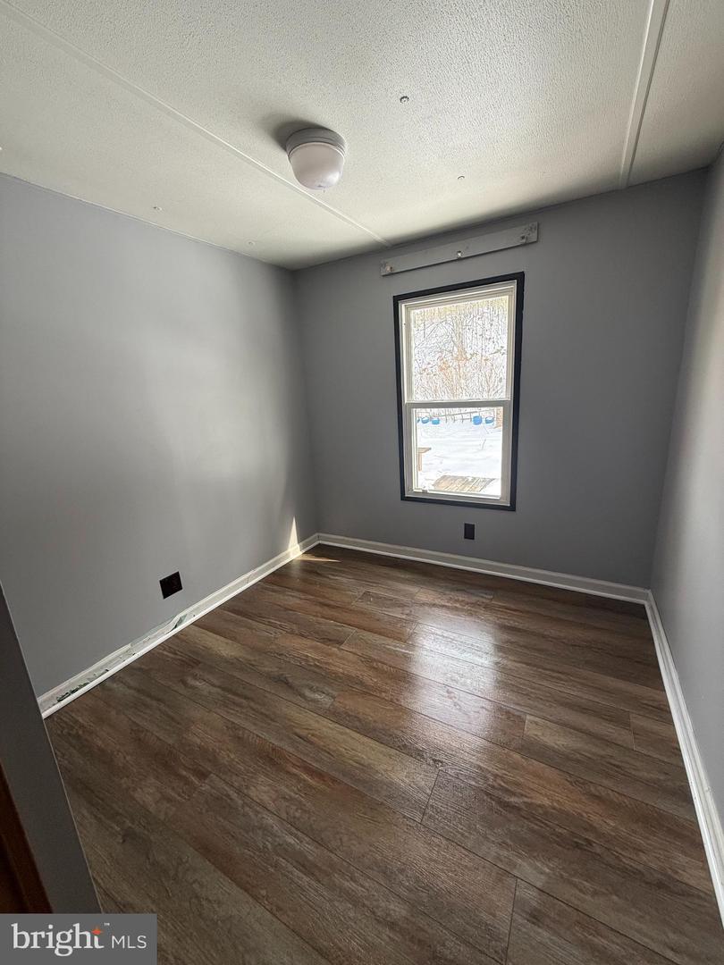 122 CAVE HILL LN, GORE, Virginia 22637, 3 Bedrooms Bedrooms, ,1 BathroomBathrooms,Residential,For sale,122 CAVE HILL LN,VAFV2039378 MLS # VAFV2039378