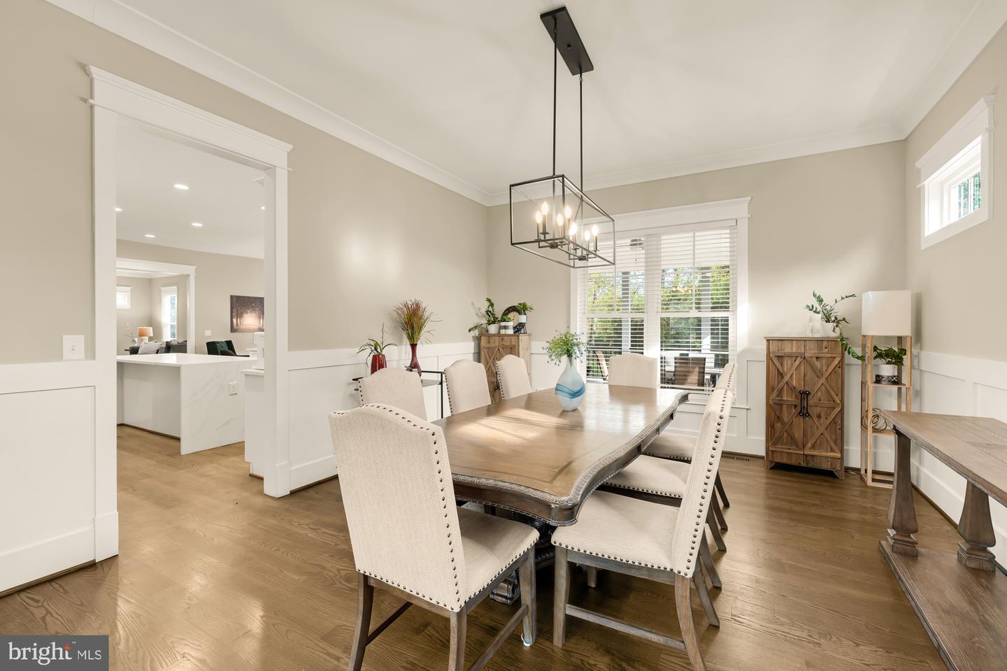 10602 OAK PL, FAIRFAX, Virginia 22030, 5 Bedrooms Bedrooms, ,6 BathroomsBathrooms,Residential,For sale,10602 OAK PL,VAFC2007726 MLS # VAFC2007726