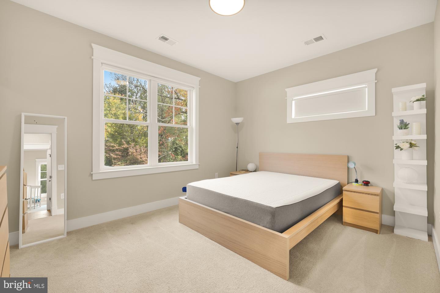 10602 OAK PL, FAIRFAX, Virginia 22030, 5 Bedrooms Bedrooms, ,6 BathroomsBathrooms,Residential,For sale,10602 OAK PL,VAFC2007726 MLS # VAFC2007726