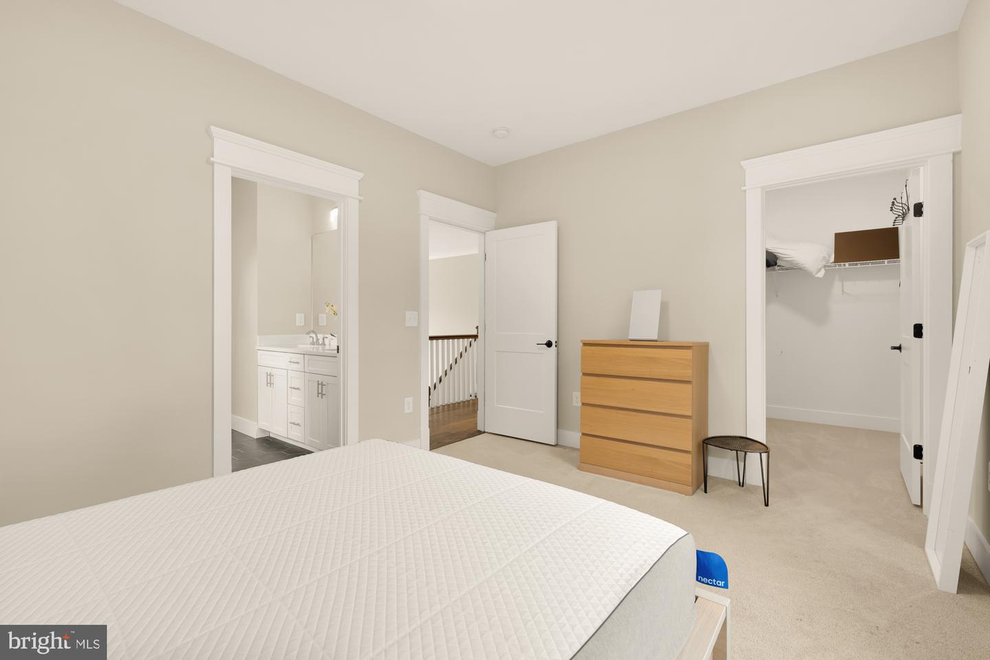 10602 OAK PL, FAIRFAX, Virginia 22030, 5 Bedrooms Bedrooms, ,6 BathroomsBathrooms,Residential,For sale,10602 OAK PL,VAFC2007726 MLS # VAFC2007726