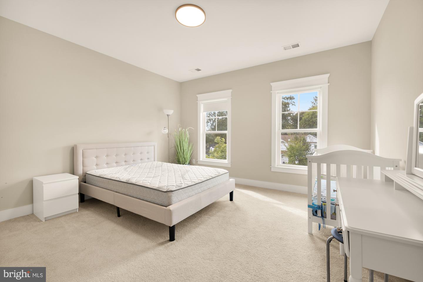 10602 OAK PL, FAIRFAX, Virginia 22030, 5 Bedrooms Bedrooms, ,6 BathroomsBathrooms,Residential,For sale,10602 OAK PL,VAFC2007726 MLS # VAFC2007726