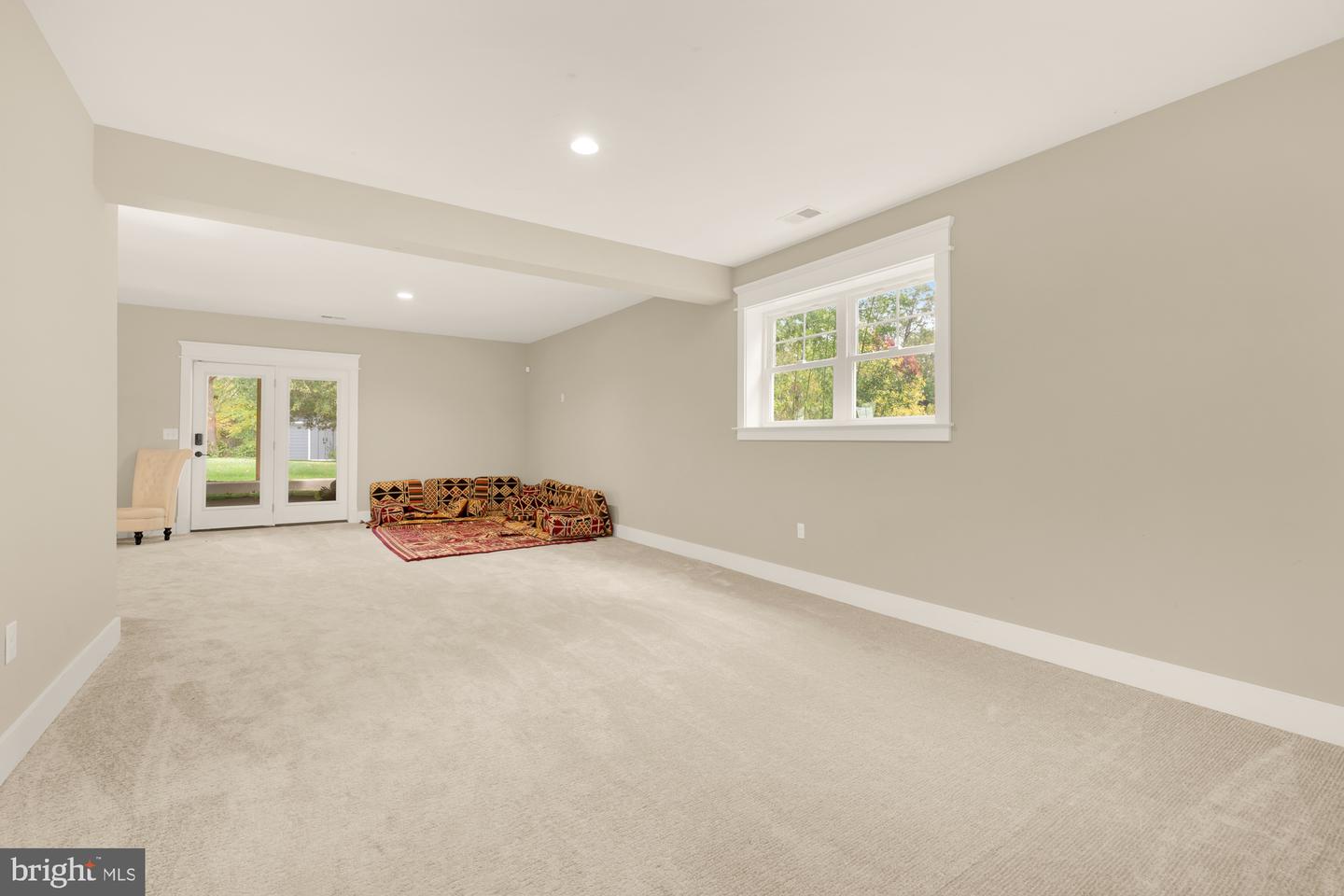 10602 OAK PL, FAIRFAX, Virginia 22030, 5 Bedrooms Bedrooms, ,6 BathroomsBathrooms,Residential,For sale,10602 OAK PL,VAFC2007726 MLS # VAFC2007726