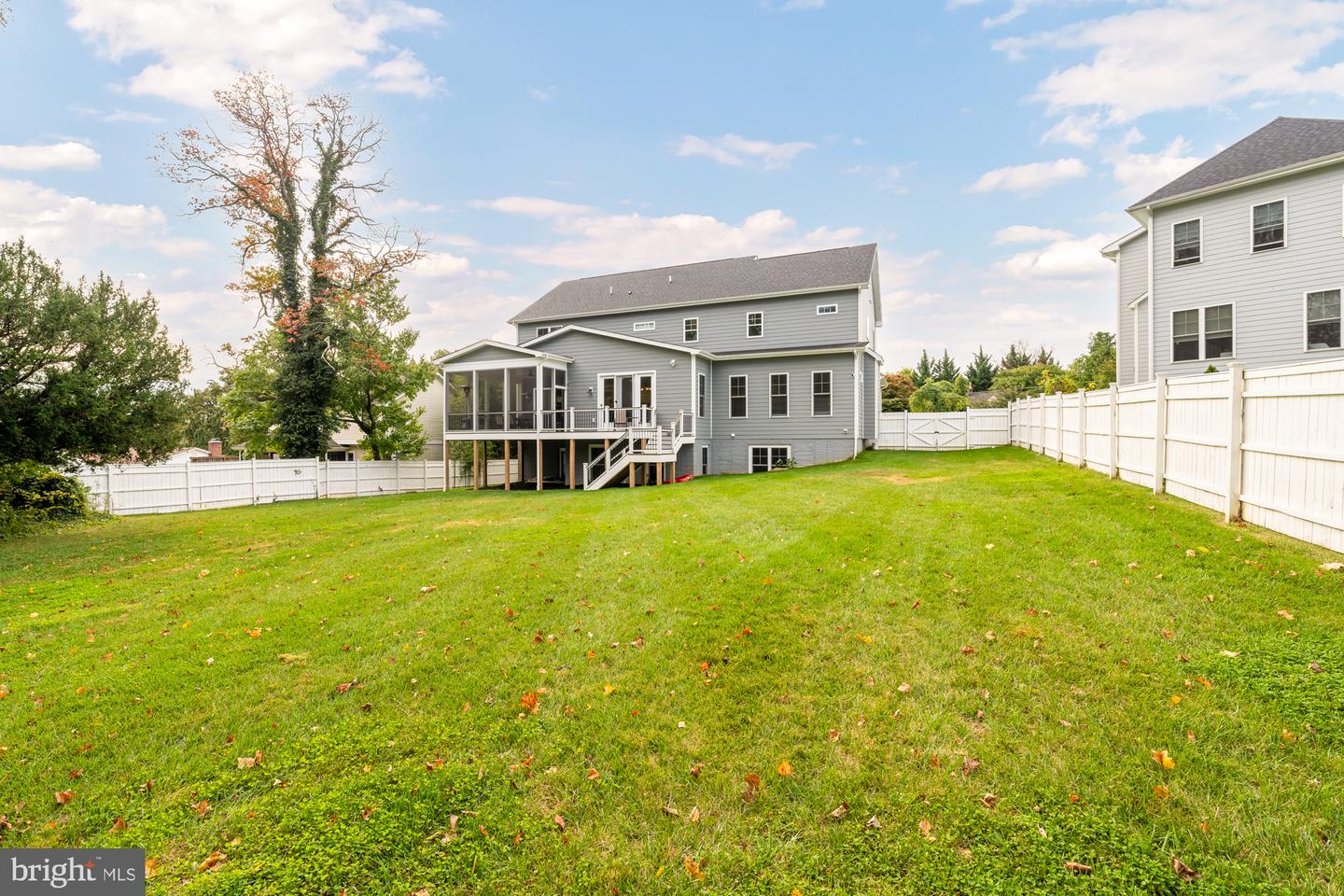 10602 OAK PL, FAIRFAX, Virginia 22030, 5 Bedrooms Bedrooms, ,6 BathroomsBathrooms,Residential,For sale,10602 OAK PL,VAFC2007726 MLS # VAFC2007726