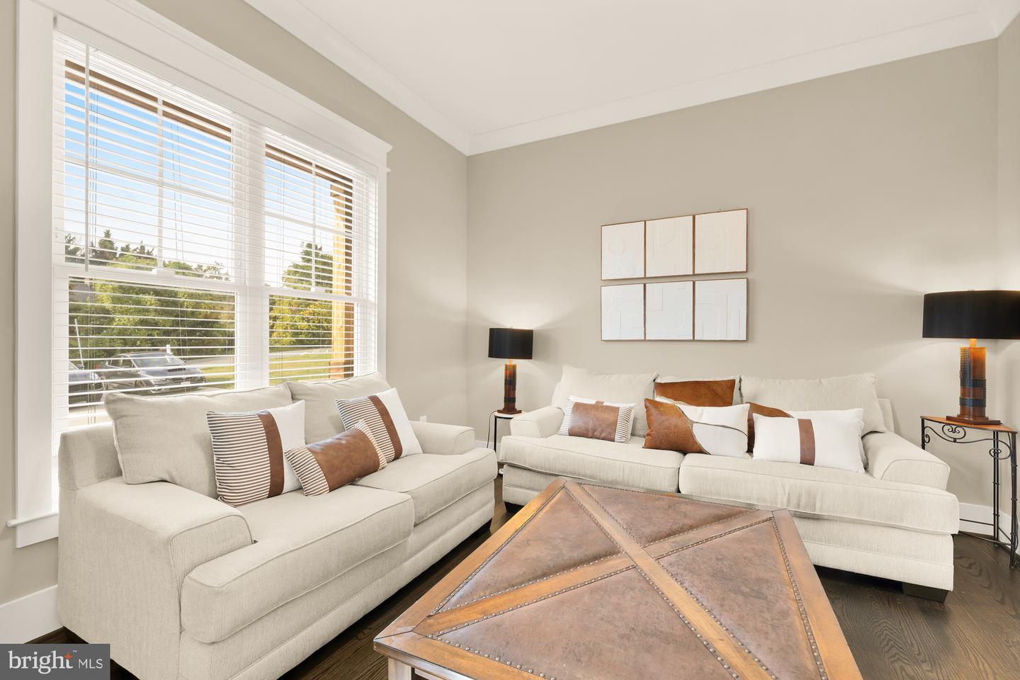 10602 OAK PL, FAIRFAX, Virginia 22030, 5 Bedrooms Bedrooms, ,6 BathroomsBathrooms,Residential,For sale,10602 OAK PL,VAFC2007726 MLS # VAFC2007726