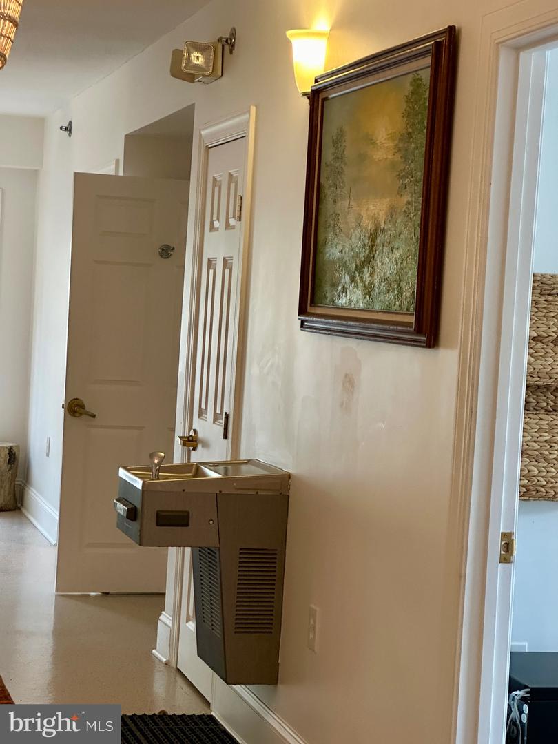 210 W MAIN ST, BERRYVILLE, Virginia 22611, 14 Bedrooms Bedrooms, ,6 BathroomsBathrooms,Residential,For sale,210 W MAIN ST,VACL2006488 MLS # VACL2006488