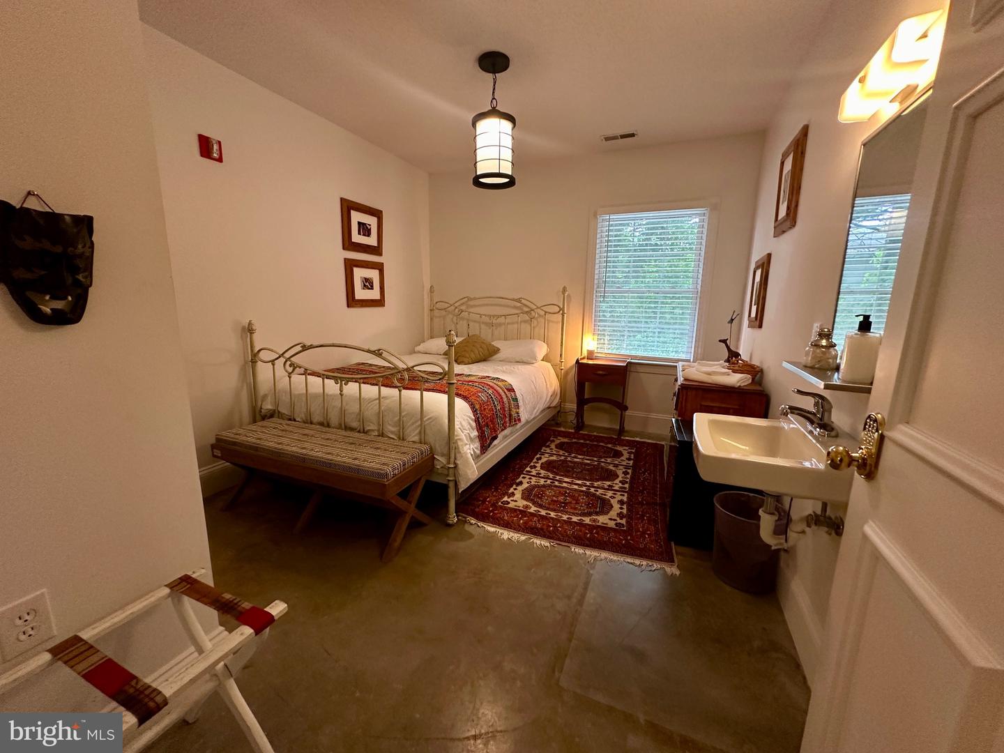 210 W MAIN ST, BERRYVILLE, Virginia 22611, 14 Bedrooms Bedrooms, ,6 BathroomsBathrooms,Residential,For sale,210 W MAIN ST,VACL2006488 MLS # VACL2006488