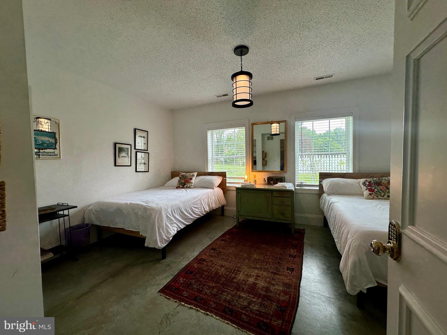 210 W MAIN ST, BERRYVILLE, Virginia 22611, 14 Bedrooms Bedrooms, ,6 BathroomsBathrooms,Residential,For sale,210 W MAIN ST,VACL2006488 MLS # VACL2006488