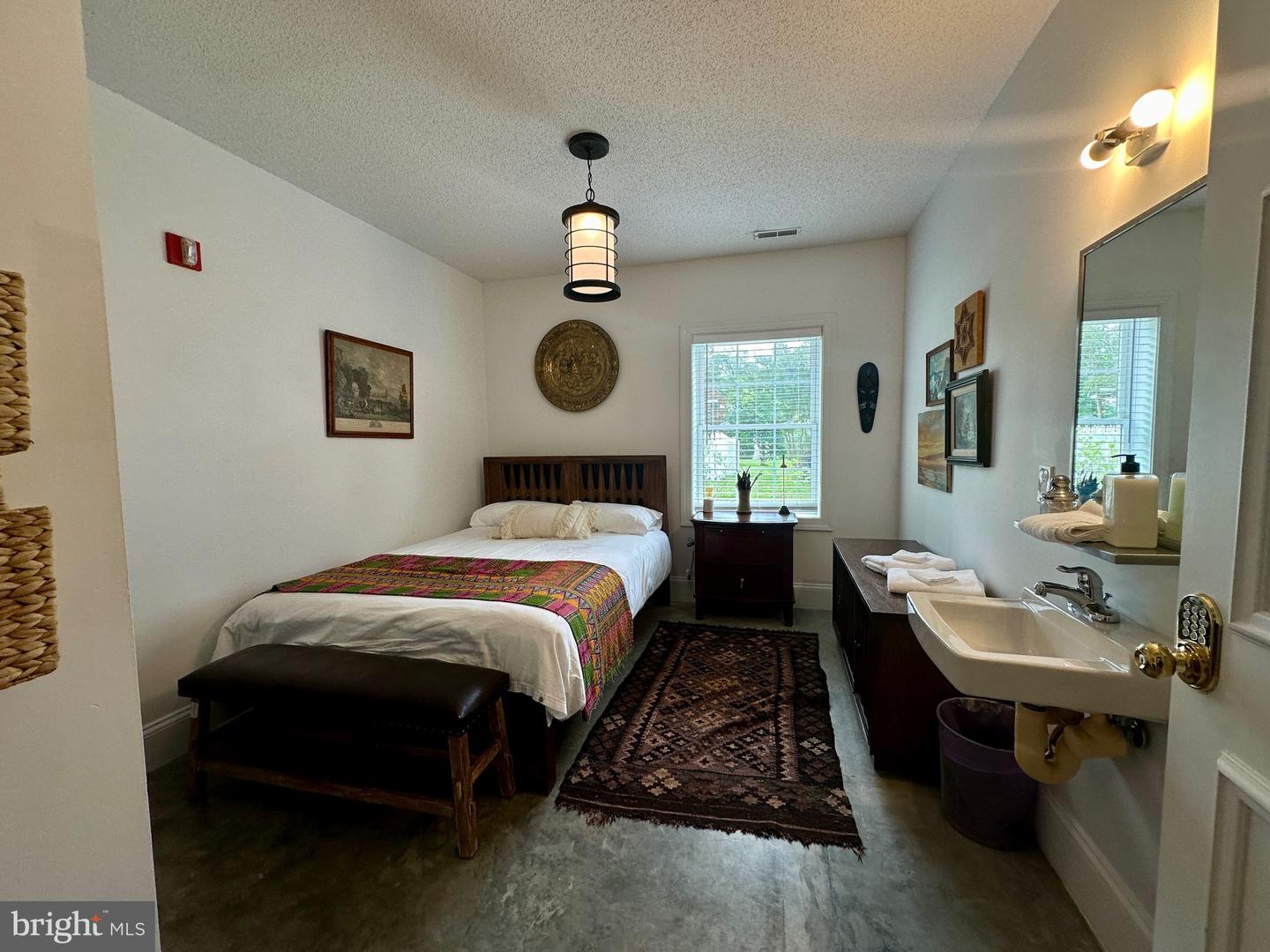 210 W MAIN ST, BERRYVILLE, Virginia 22611, 14 Bedrooms Bedrooms, ,6 BathroomsBathrooms,Residential,For sale,210 W MAIN ST,VACL2006488 MLS # VACL2006488