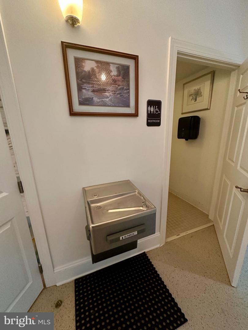 210 W MAIN ST, BERRYVILLE, Virginia 22611, 14 Bedrooms Bedrooms, ,6 BathroomsBathrooms,Residential,For sale,210 W MAIN ST,VACL2006488 MLS # VACL2006488