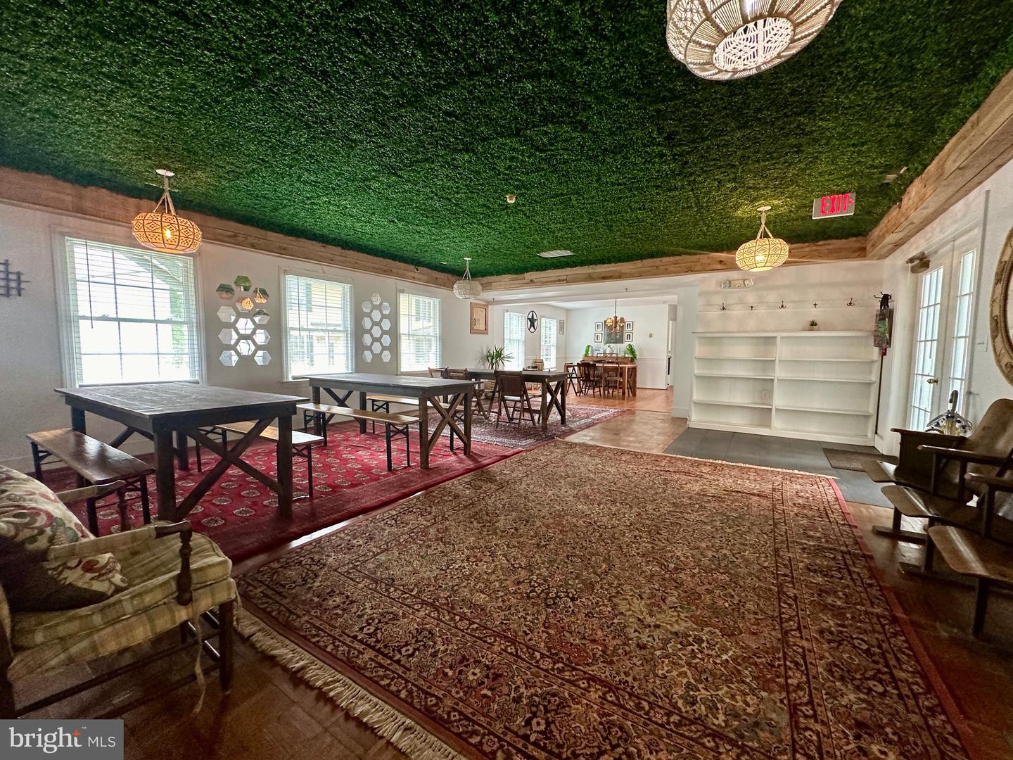 210 W MAIN ST, BERRYVILLE, Virginia 22611, 14 Bedrooms Bedrooms, ,6 BathroomsBathrooms,Residential,For sale,210 W MAIN ST,VACL2006488 MLS # VACL2006488