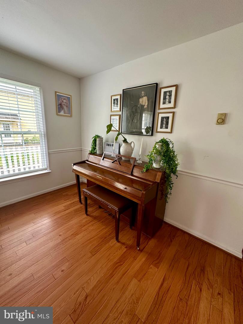 210 W MAIN ST, BERRYVILLE, Virginia 22611, 14 Bedrooms Bedrooms, ,6 BathroomsBathrooms,Residential,For sale,210 W MAIN ST,VACL2006488 MLS # VACL2006488