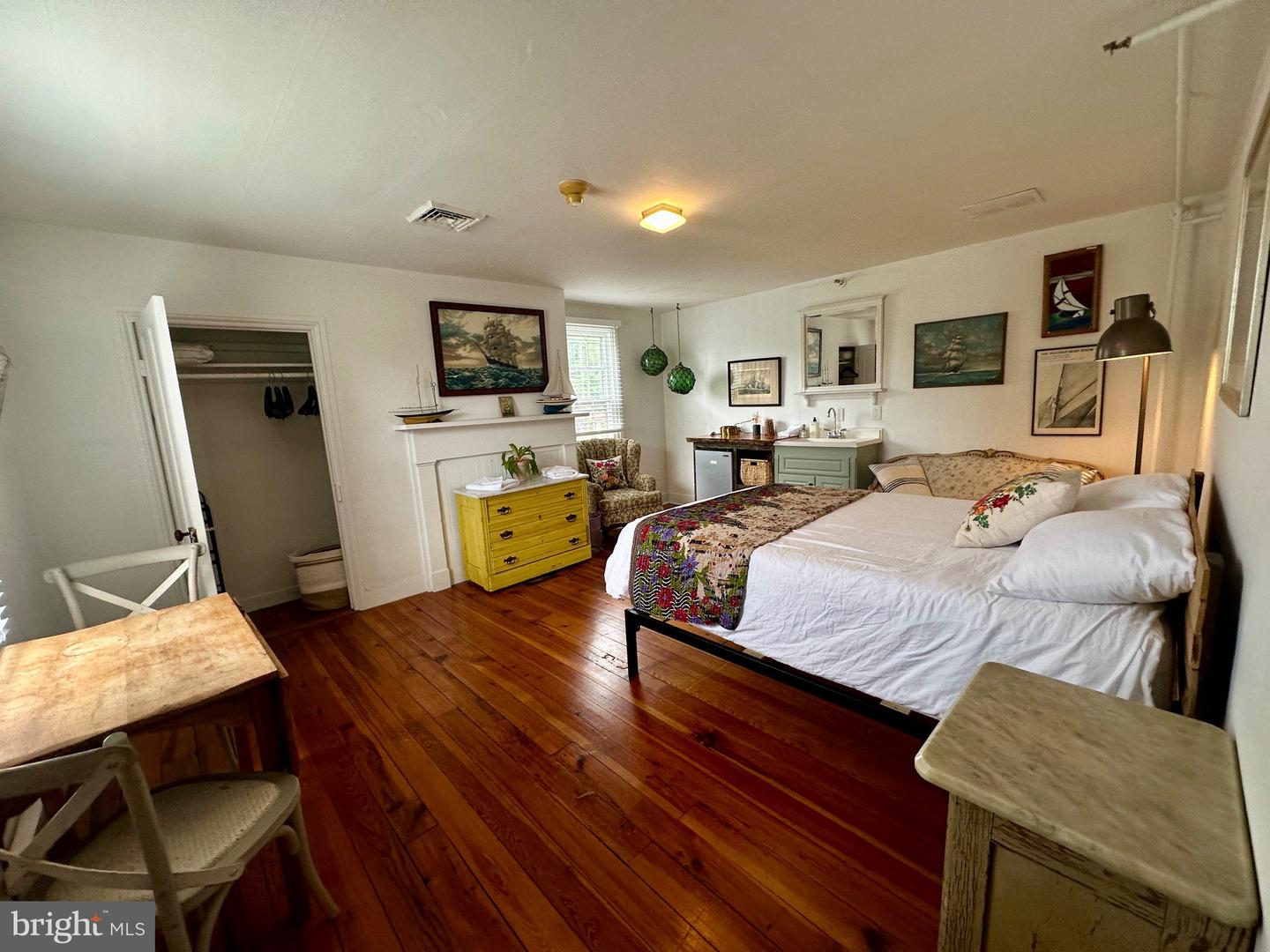 210 W MAIN ST, BERRYVILLE, Virginia 22611, 14 Bedrooms Bedrooms, ,6 BathroomsBathrooms,Residential,For sale,210 W MAIN ST,VACL2006488 MLS # VACL2006488