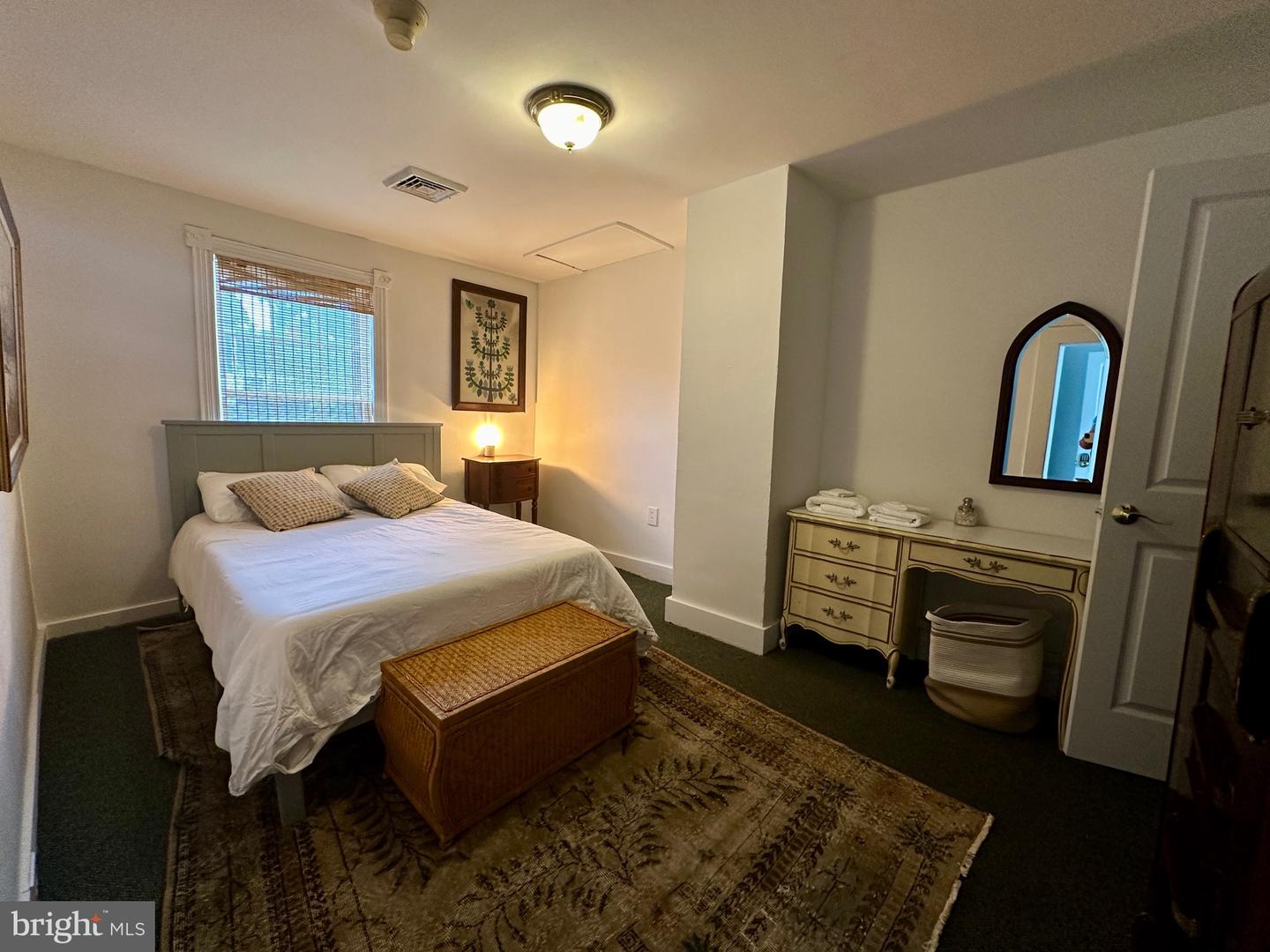 210 W MAIN ST, BERRYVILLE, Virginia 22611, 14 Bedrooms Bedrooms, ,6 BathroomsBathrooms,Residential,For sale,210 W MAIN ST,VACL2006488 MLS # VACL2006488