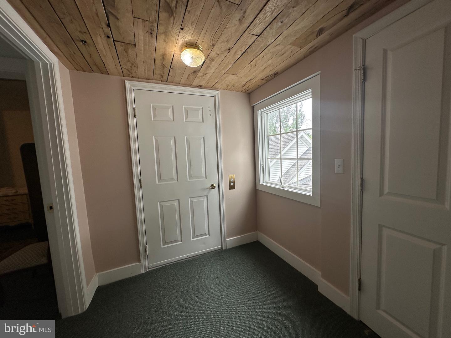 210 W MAIN ST, BERRYVILLE, Virginia 22611, 14 Bedrooms Bedrooms, ,6 BathroomsBathrooms,Residential,For sale,210 W MAIN ST,VACL2006488 MLS # VACL2006488