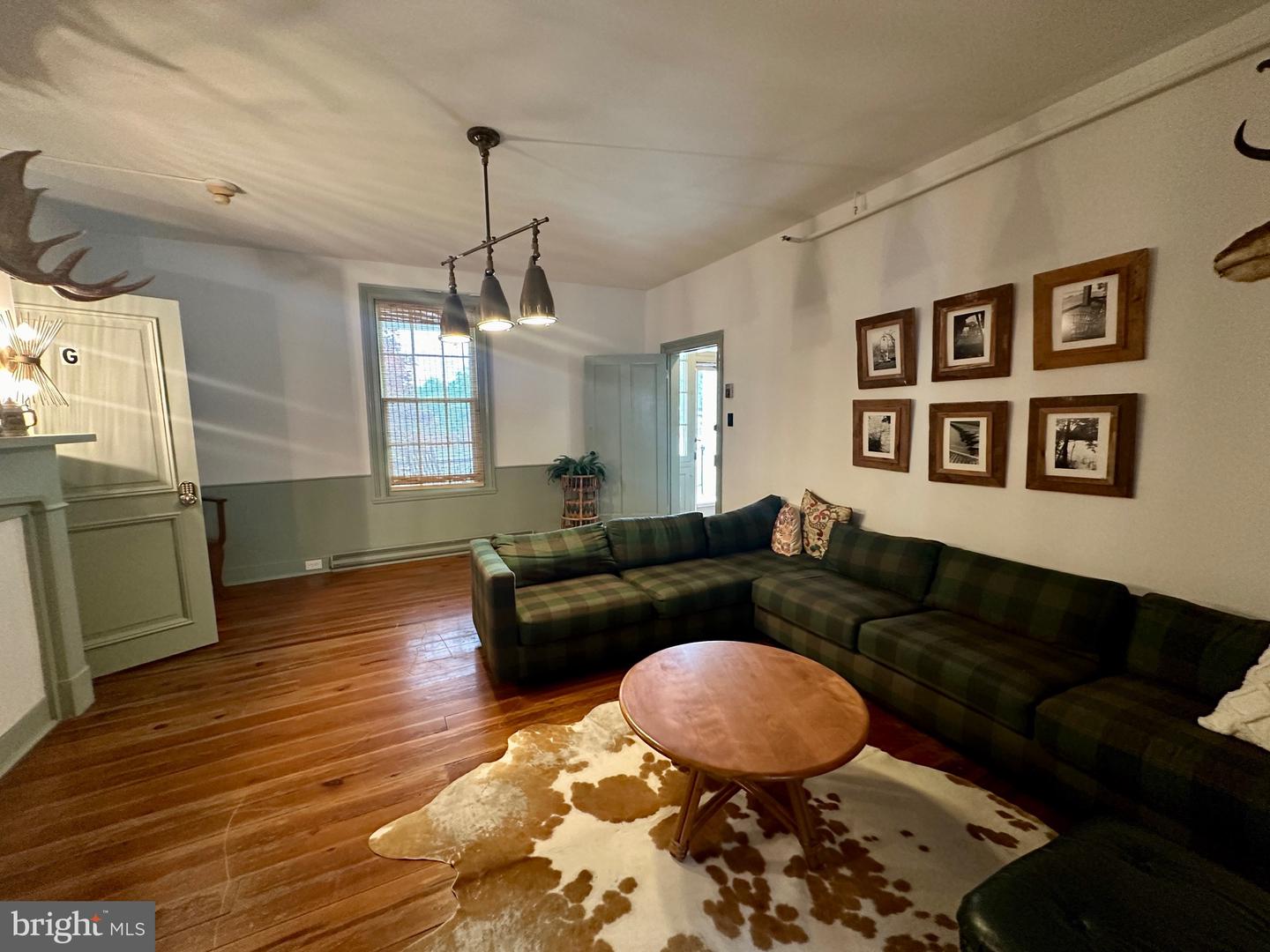 210 W MAIN ST, BERRYVILLE, Virginia 22611, 14 Bedrooms Bedrooms, ,6 BathroomsBathrooms,Residential,For sale,210 W MAIN ST,VACL2006488 MLS # VACL2006488