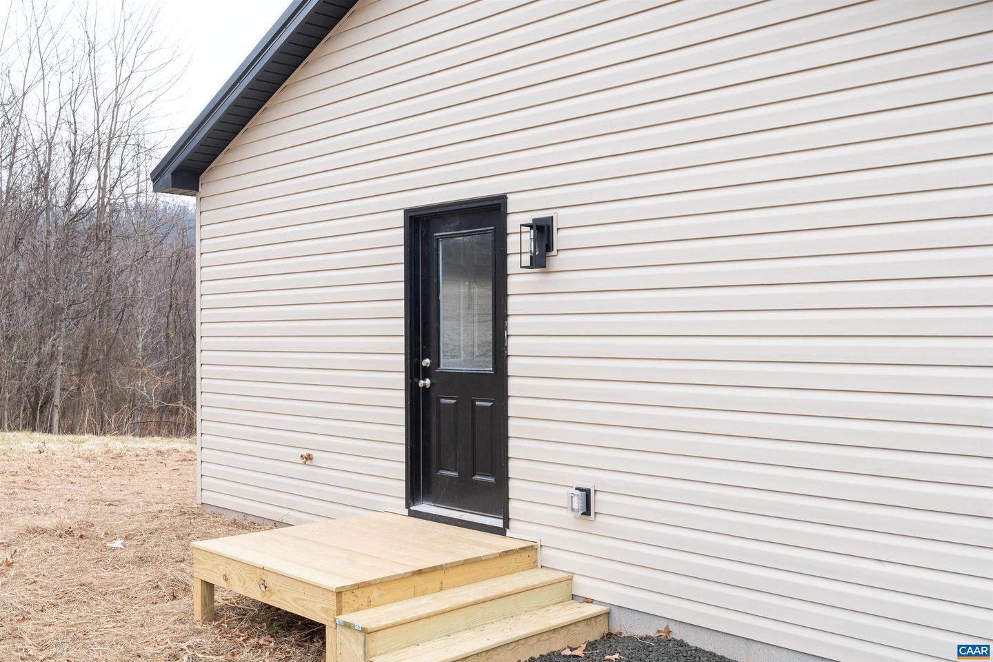 428 MONTREAL LN, SHIPMAN, Virginia 22971, 3 Bedrooms Bedrooms, ,2 BathroomsBathrooms,Residential,For sale,428 MONTREAL LN,672974 MLS # 672974