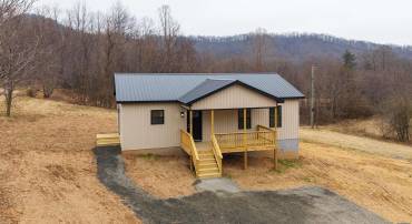 428 MONTREAL LN, SHIPMAN, Virginia 22971, 3 Bedrooms Bedrooms, ,2 BathroomsBathrooms,Residential,For sale,428 MONTREAL LN,672974 MLS # 672974