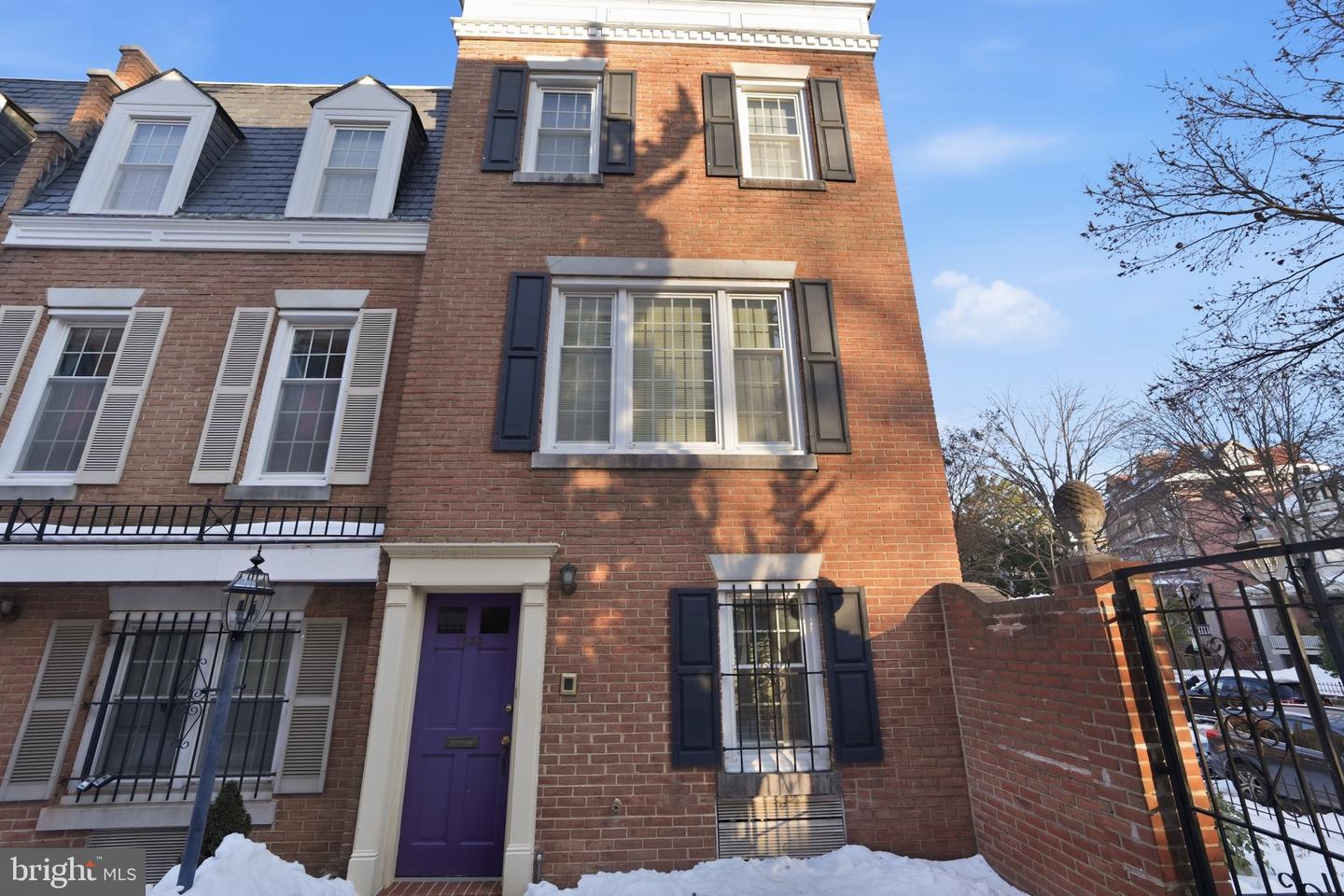 1833 BILTMORE ST NW #A, WASHINGTON, District Of Columbia 20009, 1 Bedroom Bedrooms, ,1 BathroomBathrooms,Residential,For sale,1833 BILTMORE ST NW #A,DCDC2244384 MLS # DCDC2244384
