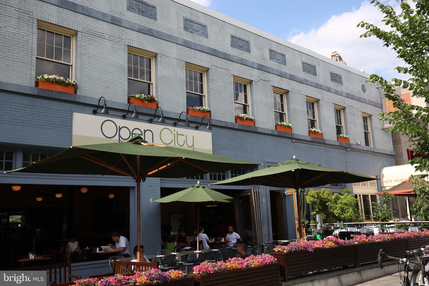 1833 BILTMORE ST NW #A, WASHINGTON, District Of Columbia 20009, 1 Bedroom Bedrooms, ,1 BathroomBathrooms,Residential,For sale,1833 BILTMORE ST NW #A,DCDC2244384 MLS # DCDC2244384