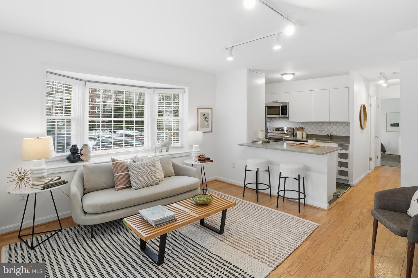 1833 BILTMORE ST NW #A, WASHINGTON, District Of Columbia 20009, 1 Bedroom Bedrooms, ,1 BathroomBathrooms,Residential,For sale,1833 BILTMORE ST NW #A,DCDC2244384 MLS # DCDC2244384