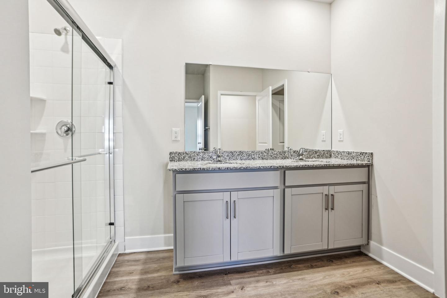 123 WAPPINGER TER, WINCHESTER, Virginia 22602, 6 Bedrooms Bedrooms, ,4 BathroomsBathrooms,Residential,For sale,123 WAPPINGER TER,VAFV2039382 MLS # VAFV2039382