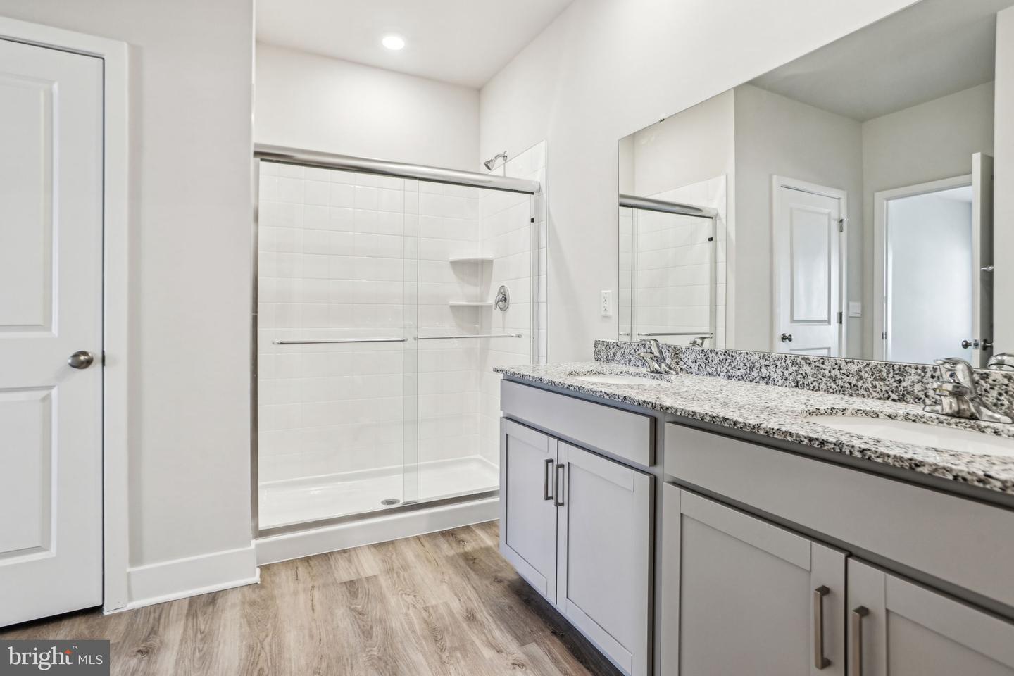 123 WAPPINGER TER, WINCHESTER, Virginia 22602, 6 Bedrooms Bedrooms, ,4 BathroomsBathrooms,Residential,For sale,123 WAPPINGER TER,VAFV2039382 MLS # VAFV2039382